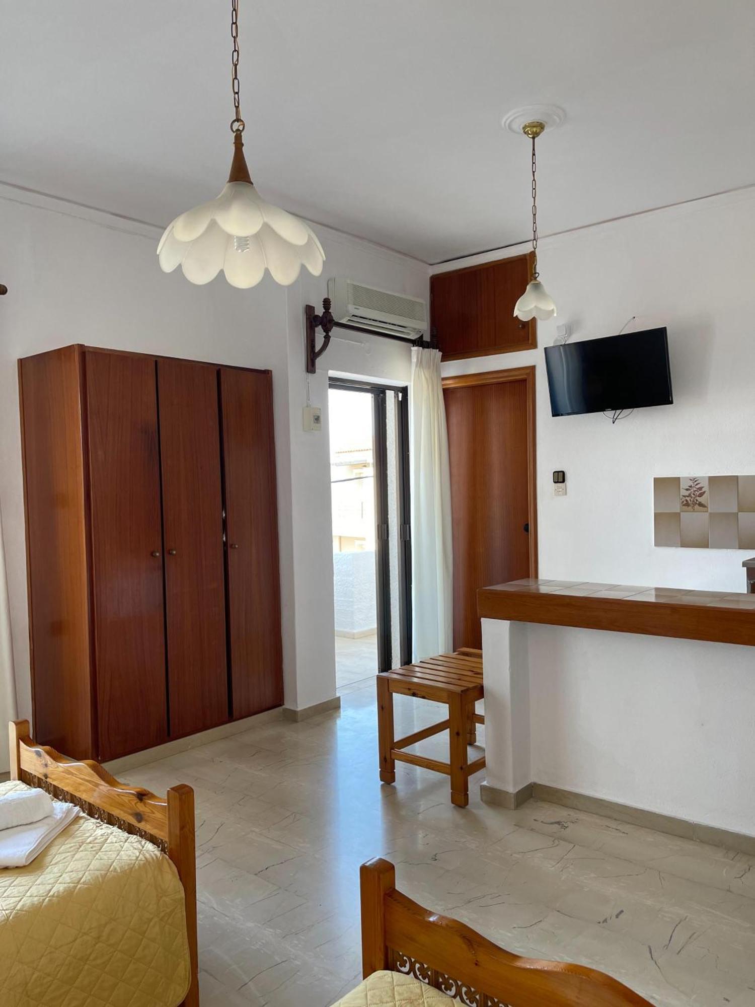 Aeolos Apartments Колімварі Екстер'єр фото