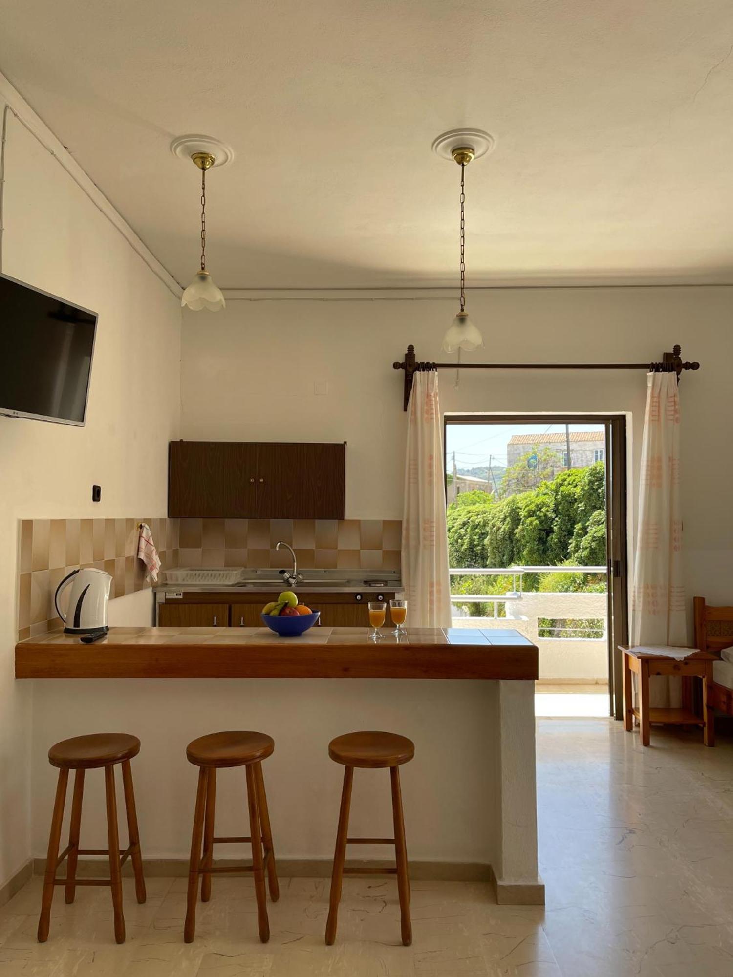 Aeolos Apartments Колімварі Екстер'єр фото
