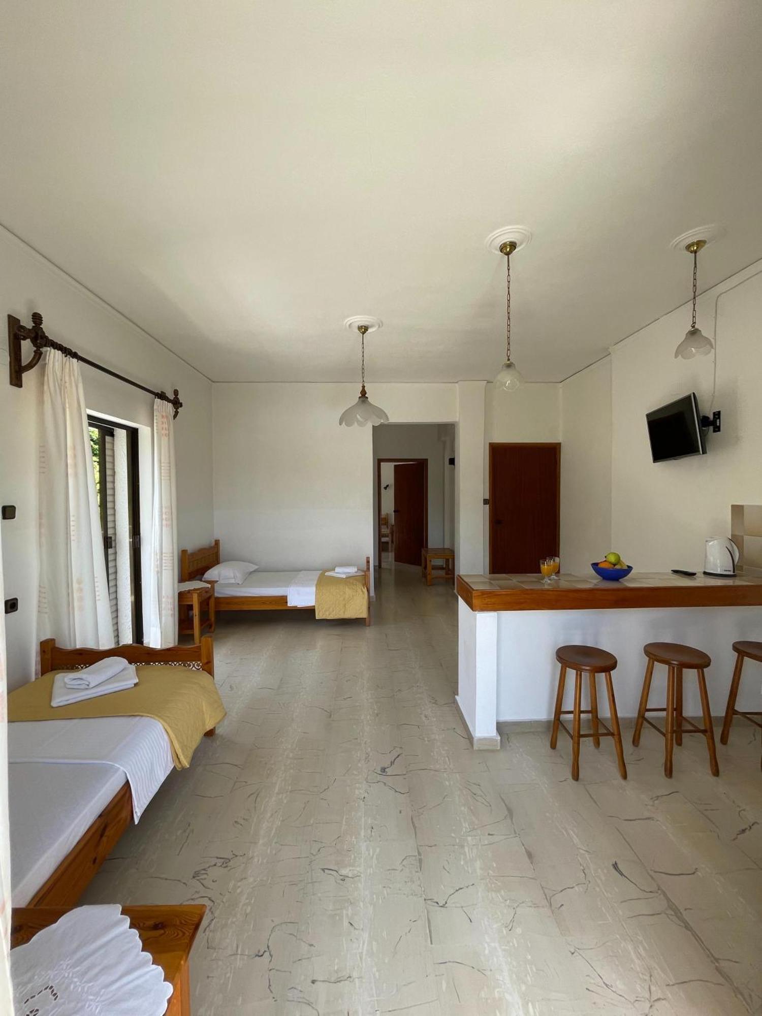 Aeolos Apartments Колімварі Екстер'єр фото